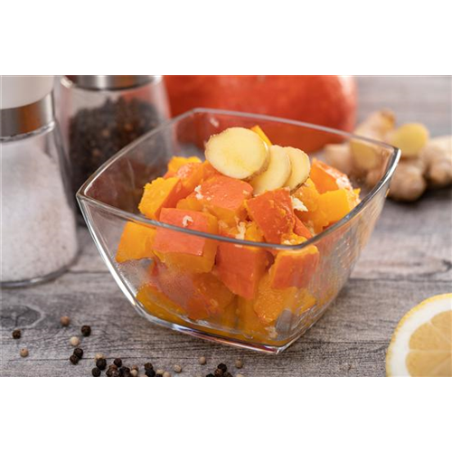 Rezept des Monats Oktober 2025: Fruchtiger Kürbis-Salat mit Ingwer